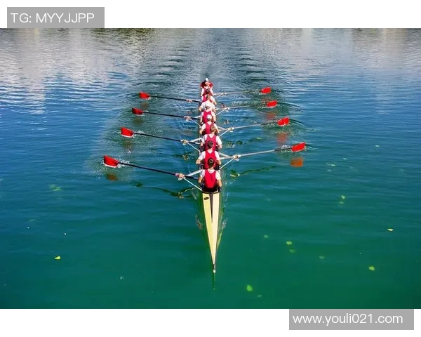 探索水上运动的无限魅力：划船、冲浪、帆船等项目带来的极限挑战与乐趣